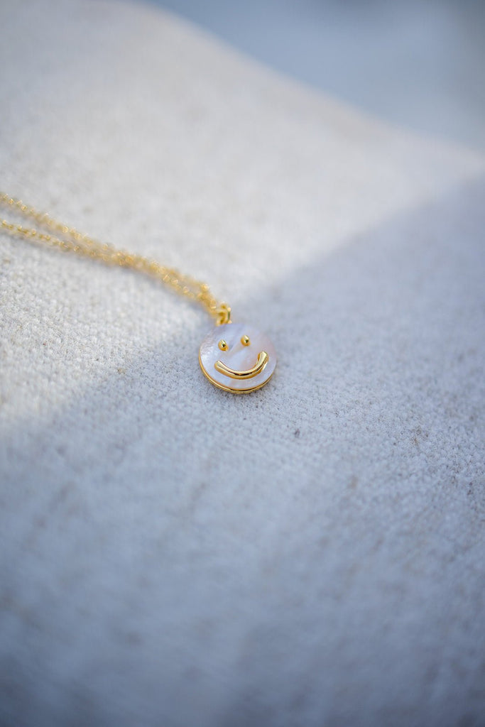 18K Gold Smiley Face Necklace - Pepper & Pearl Boutique