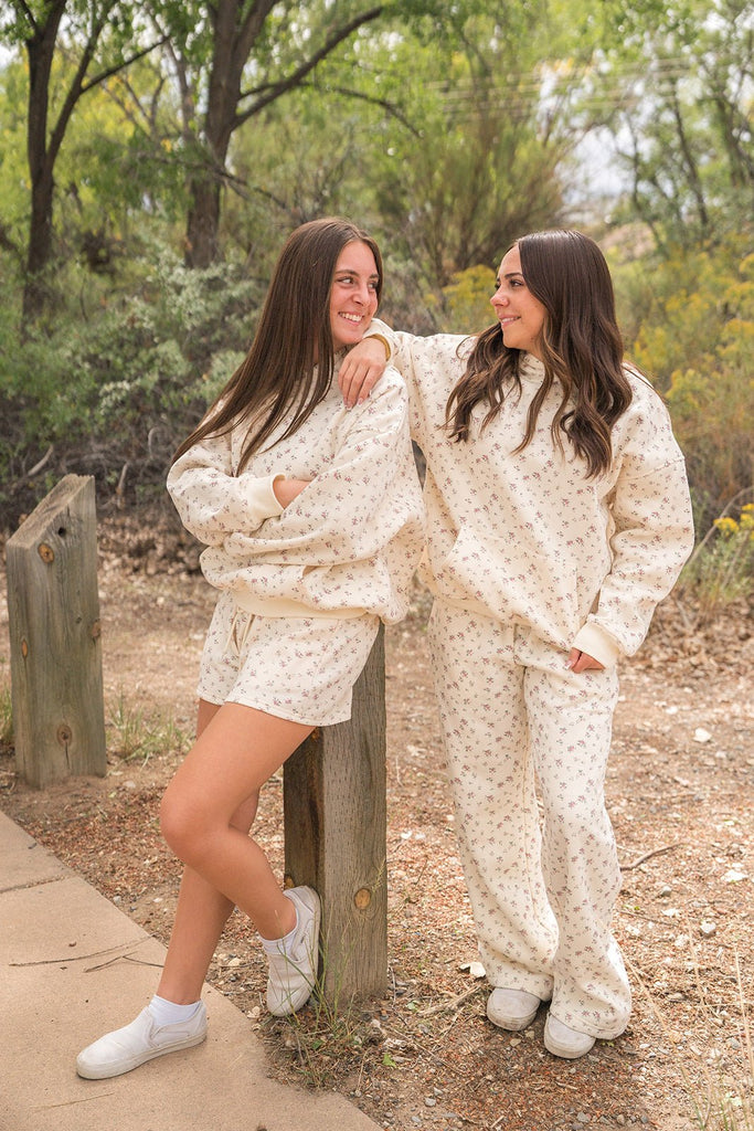 Ditsy Floral Sweatshirt - Pepper & Pearl Boutique