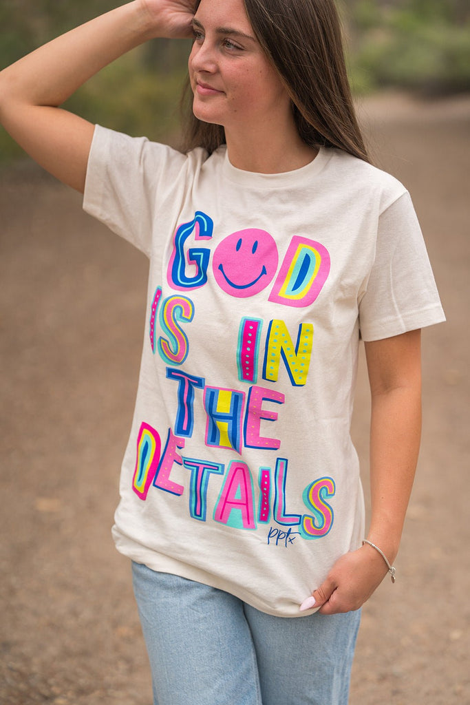 God Is In The Details Tee - Pepper & Pearl Boutique