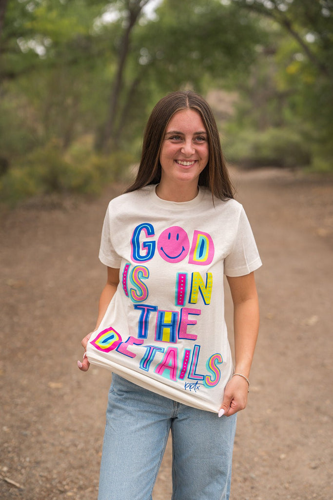God Is In The Details Tee - Pepper & Pearl Boutique