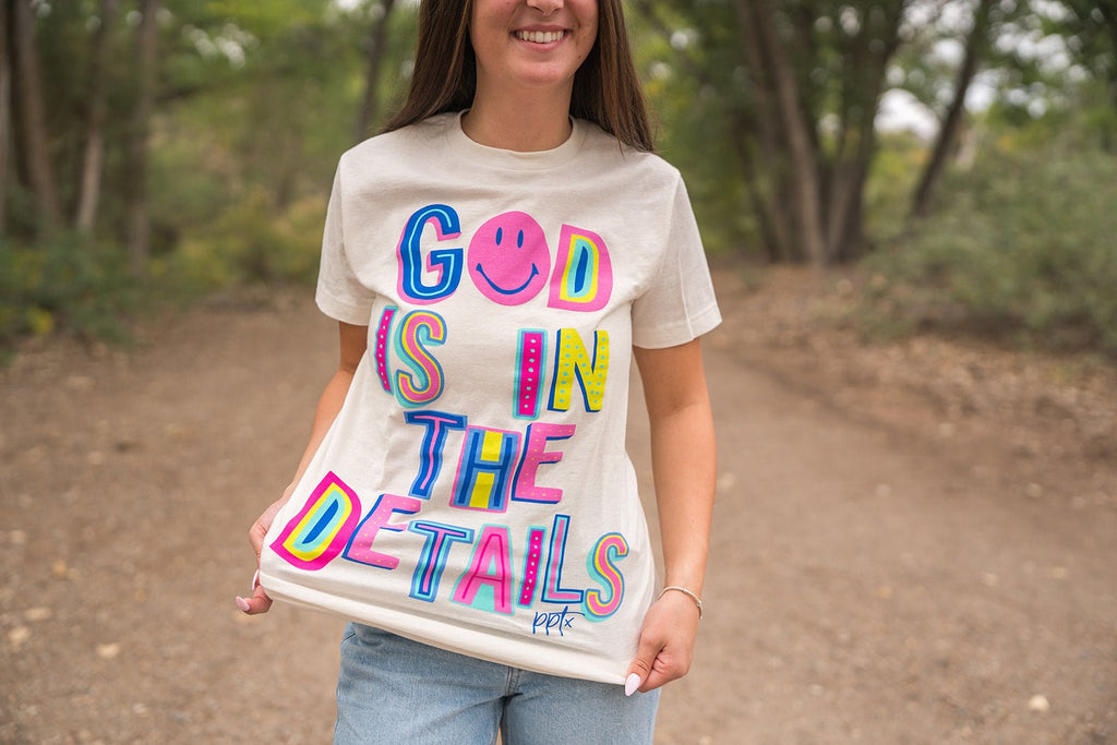 God Is In The Details Tee - Pepper & Pearl Boutique